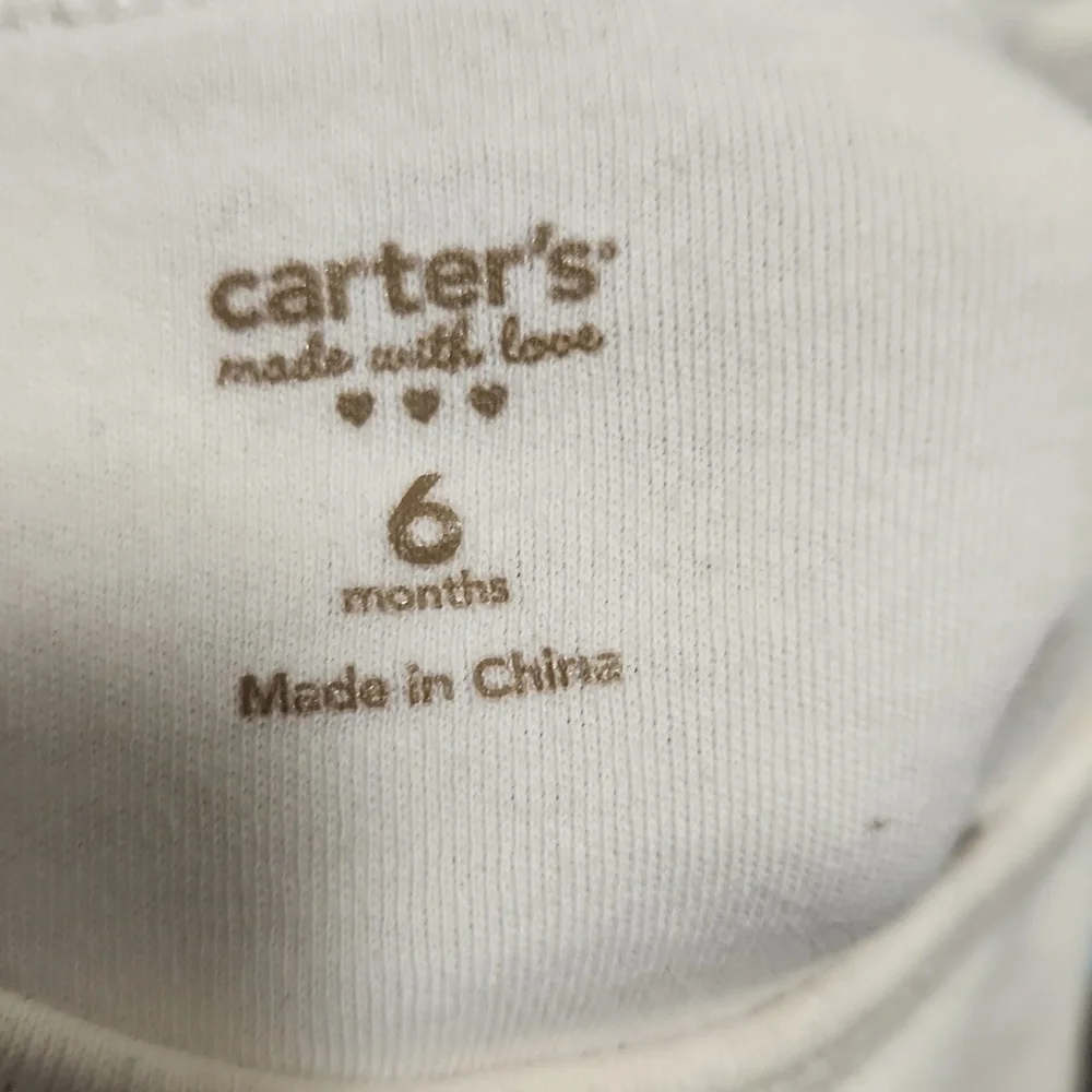 Carter's Bodysuit and pants set Size 6 months